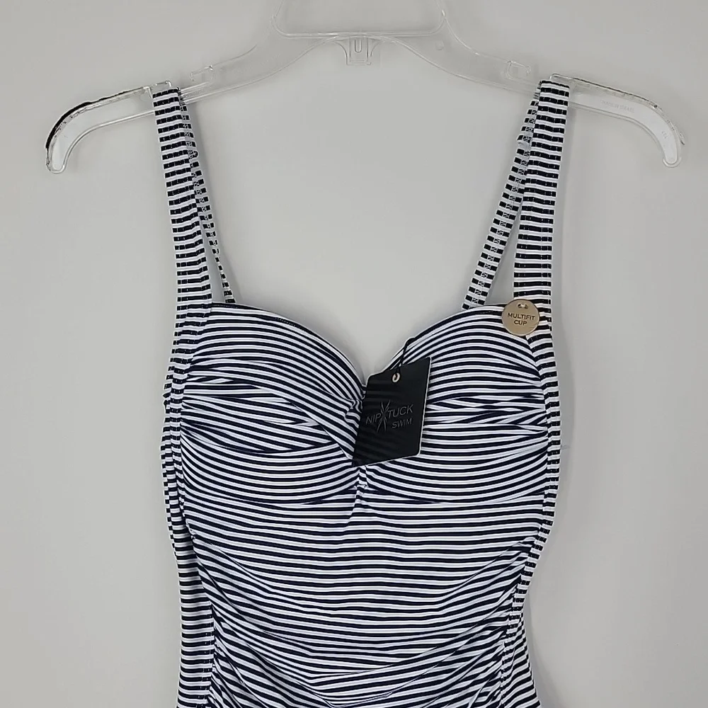 NWT. Nip tuck one piece swimsuit size 6 - Picture 7 of 15